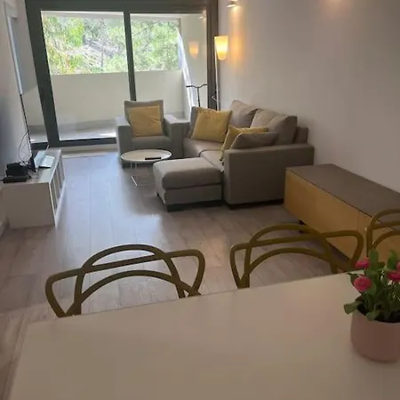 Lägenhet Nuevo, Espacioso Y Confortable Con Pkg Y Piscina *