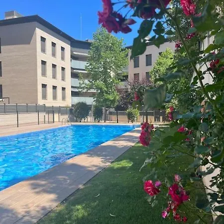 Nuevo, Espacioso Y Confortable Con Pkg Y Piscina *