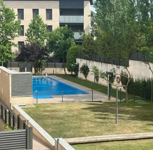 Nuevo, Espacioso Y Confortable Con Pkg Y Piscina
