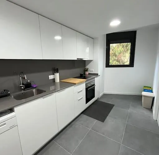 Nuevo, Espacioso Y Confortable Con Pkg Y Piscina Lägenhet Tossa de Mar